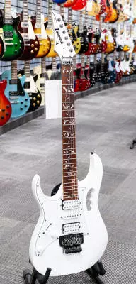 Ibanez - JEM Junior Steve Vai Signature Electric Guitar with Vine Inlay - Left Handed - White 2